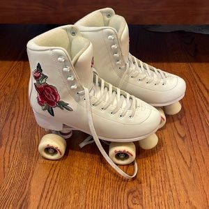 Rookie roller skates
